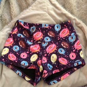 KFT doughnut booty